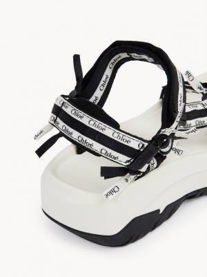 ChloéとTevaのコラボによるエクスクルーシブなカプセルコレクションが登場