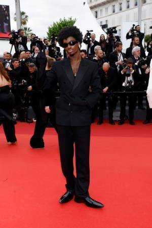 バレンシアガを纏ったセレブリティが第76回カンヌ国際映画祭に出席