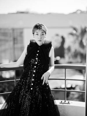 シャネルを纏った安藤サクラが第76回カンヌ国際映画祭のクロージング セレモニーに登場