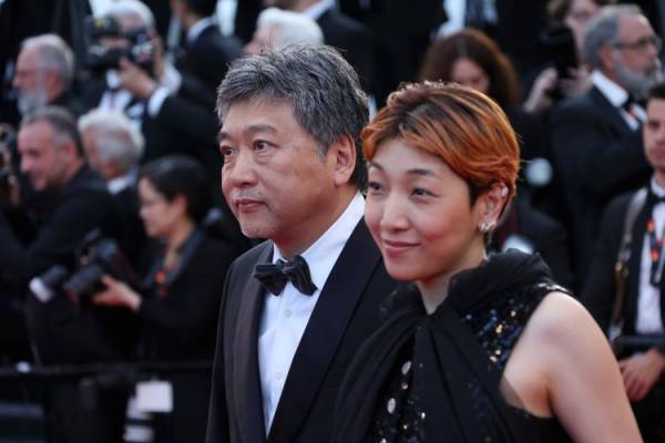 シャネルを纏った安藤サクラが第76回カンヌ国際映画祭のクロージング セレモニーに登場