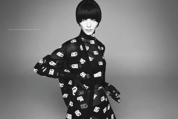 ドルチェ&ガッバーナがスティーヴン・マイゼルが撮り下ろした2023-24 秋冬 プレコレクションの広告キャンペーンビジュアルを公開