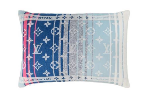 ラグジュアリーなレジャーにぴったり! ルイ・ヴィトンのメンズビーチグッズが登場