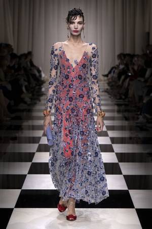 【ルック】ジョルジオ アルマーニ プリヴェ 2023秋冬 オートクチュールコレクションを発表