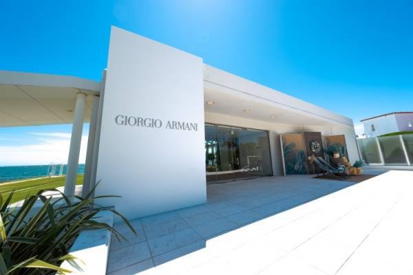 ジョルジオ アルマーニ「MARE カプセルコレクション」の世界巡回ツアーが日本初上陸! 逗子マリーナでポップアップを開催