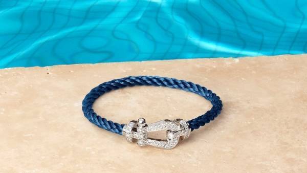 フレッドが銀座三越 1階でポップアップを開催。ブルーの世界が反映された新作ジュエリーコレクションを展開