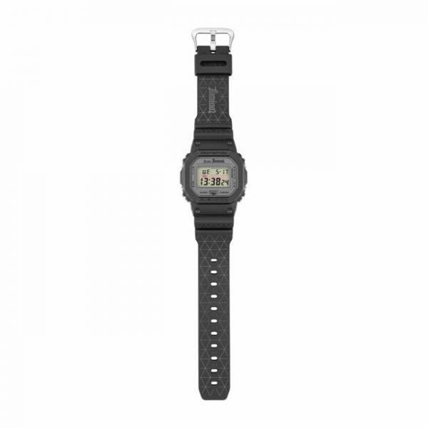 ヘルノからG-SHOCK別注モデル「HERNO Laminar G-SHOCK」が日本限定で登場