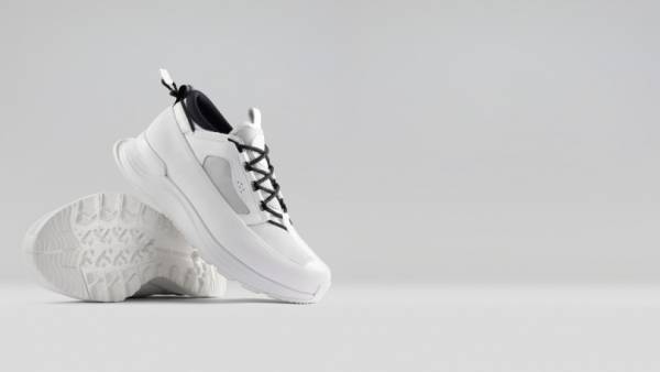 カナダグースからスタイリッシュなデザインと高い機能性を兼ね備えたブランド初のスニーカーが登場