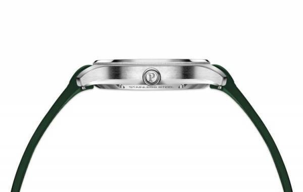ピアジェ ポロから新色「ピアジェ ポロ フィールド」が登場。グリーンの文字盤の中にポロ競技場のフォルムと芝模様をデザイン