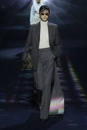 フェンディが2023-24年秋冬 ウィメンズアイウェアコレクションの新作を発表