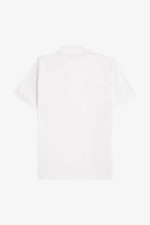 フレッドペリー×マーガレット・ハウエルのコラボポロシャツが登場