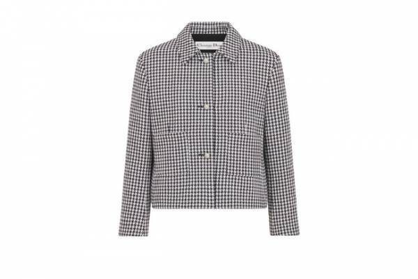 メゾンの永遠のヘリテージであり、シグネチャーコードのひとつ「千鳥格子」が彩るディオールの最新コレクション