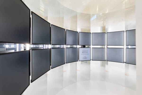 カルティエがジュエリーコレクション「クラッシュ ドゥ カルティエ」の期間限定ポップアップを六本木ヒルズで開催