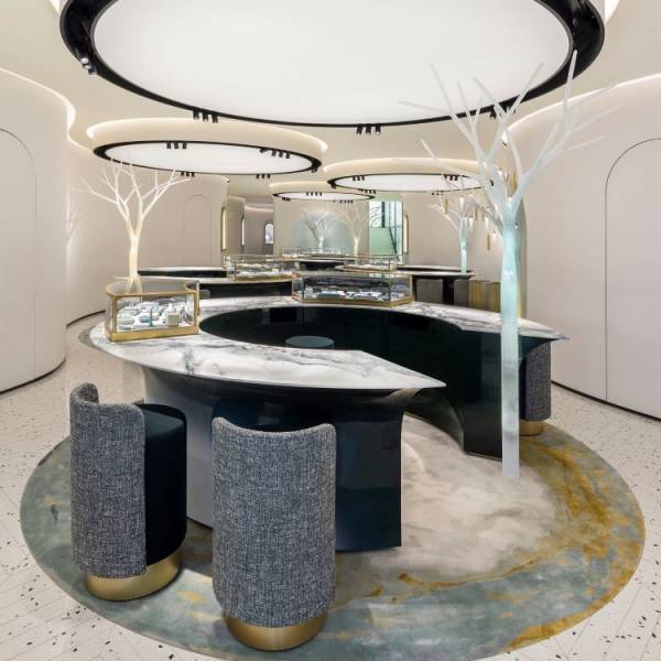 ブシュロン銀座本店がオープン。パリ・ヴァンドーム広場26番地の歴史ある本店に次ぐ最大規模の旗艦店に