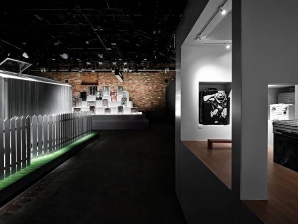 リモワの125周年アニバーサリー展「SEIT 1898」がニューヨークでスタート