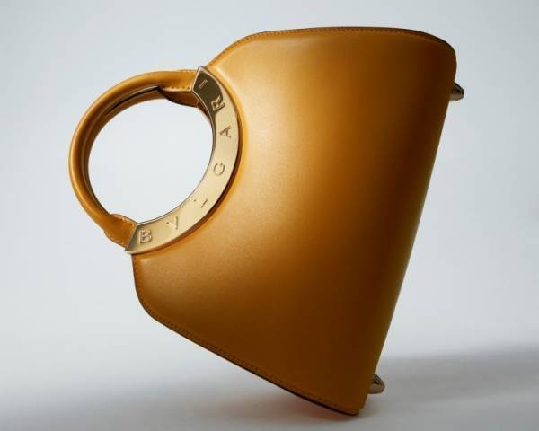 機能性、洗練されたエレガンス、確かなディテールが見事に融合した「ブルガリ ローマ」コレクション