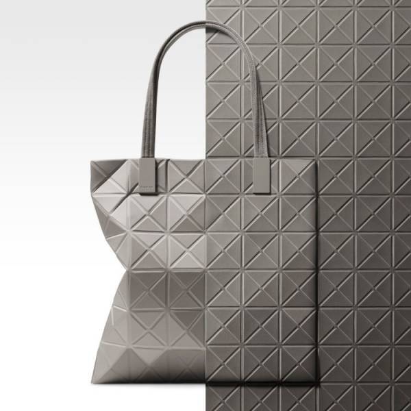 BAO BAO ISSEY MIYAKEから根源的な一枚の布の考えがより具現化した新シリーズ「TRACK」が登場