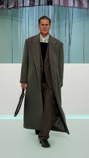 【ルック】ボスが2023年秋冬ファッションショーを「BOSS Techtopia」で開催