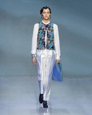【ルック】ジョルジオ アルマーニが2024春夏ウィメンズコレクションをミラノにて発表