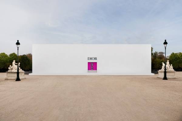 【ルック】ディオールが2024年春夏コレクションを発表