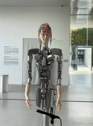 金沢21世紀美術館でその先にあるデジタルと私たちの生活の未来を考える「DXP展」を開催