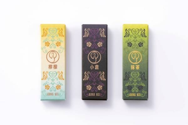 ANNA SUIと京都の老舗和菓子舗 鶴屋吉信がコラボした羊羹が数量限定で登場