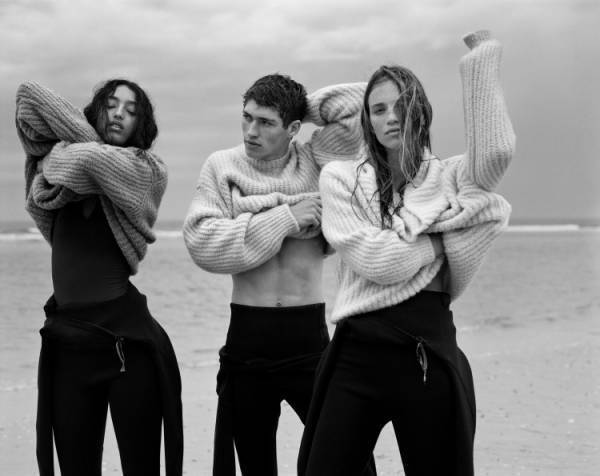 ロロ・ピアーナ2023年秋冬コクーン・コレクションにメンズを追加。新宿伊勢丹ではポップアップも開催