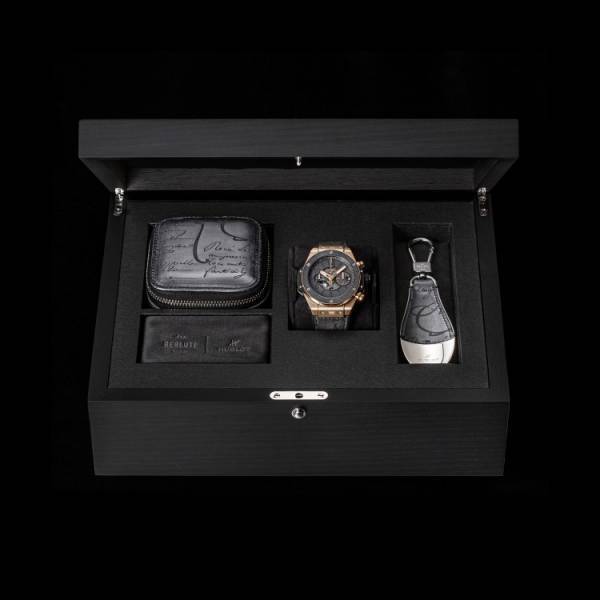 レザーとチタニウムの融合。ウブロとベルルッティのコラボによる洗練を纏った日本限定「ビッグ・バン ウニコ 」が登場