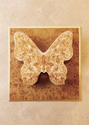 パリの旗艦店「30 モンテーニュ」で愉しめるディオールのホリデースイーツ