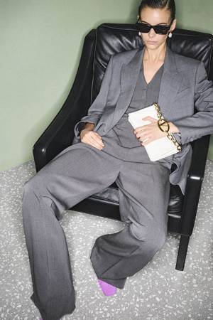 メゾン ヴァレンティノが2024年フォールウィメンズコレクションを発表