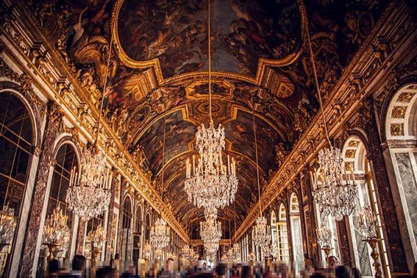 写真家・笠原秀信による旅をテーマにしたオンラインExhibition「THE ROAD」。第12弾はフランス・ヴェルサイユ宮殿編