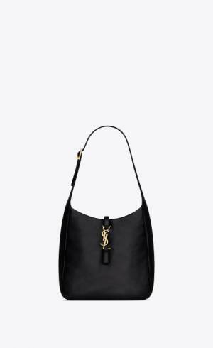 サンローランが2024年春コレクションをローンチ。ル・サンカセット シリーズの新作も登場