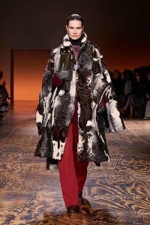 【ルック】ボッテガ・ヴェネタがマチュー・ブレイジーによるWINTER 2024 を発表