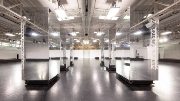 【ルック】フェンディが2025年春夏 メンズコレクションをミラノで発表