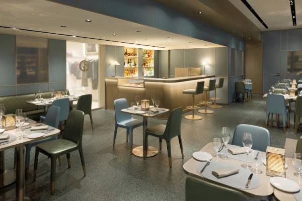 ジョルジオ アルマーニ ブティックが表参道にオープン。日本初上陸となるアルマーニ / カフェを併設