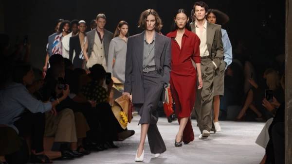 【ルック】ボッテガ・ヴェネタがSummer 25を発表