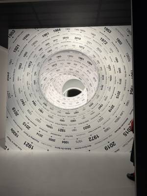 グッチの世界巡回展「Gucci Cosmos」が日本上陸。京都市京セラ美術館で開催