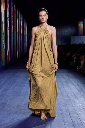 【ルック】ディオールが2024-25年秋冬 オートクチュール コレクションをパリのロダン美術館で発表