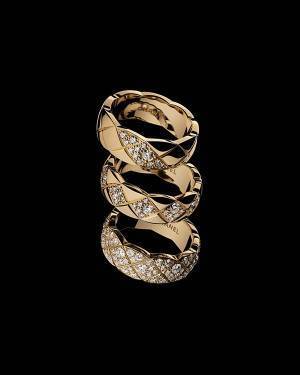 シャネル「ココ クラッシュ」から新作が登場! 重ね着けで一層個性が引き立つ大胆なセッティングに