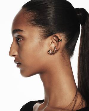 シャネル「ココ クラッシュ」から新作が登場! 重ね着けで一層個性が引き立つ大胆なセッティングに