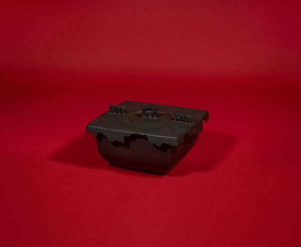 ロエベ初の大型展覧会「ロエベ クラフテッド・ワールド展 クラフトが紡ぐ世界」が2025年春に東京で開催