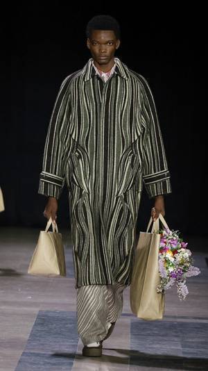 【ルック】ケンゾーがNIGOによる2025年秋冬メンズコレクションを発表