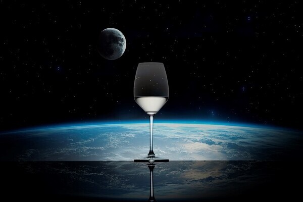 Dassai MOON, the world's first sake will be brewed in outer space, is now available at Isetan Shinjuku store. Reservations start at 110 million yen.