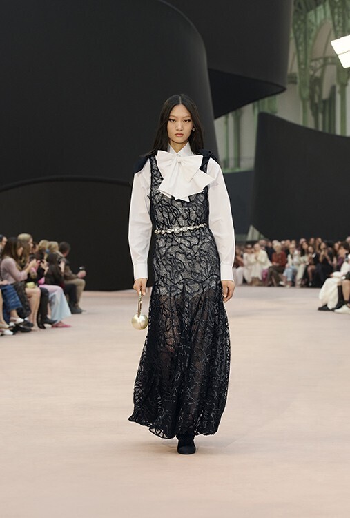 【ルック】シャネルが2025/26年秋冬 プレタポルテ コレクションを発表