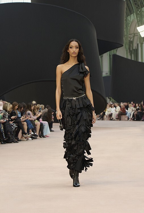 【ルック】シャネルが2025/26年秋冬 プレタポルテ コレクションを発表