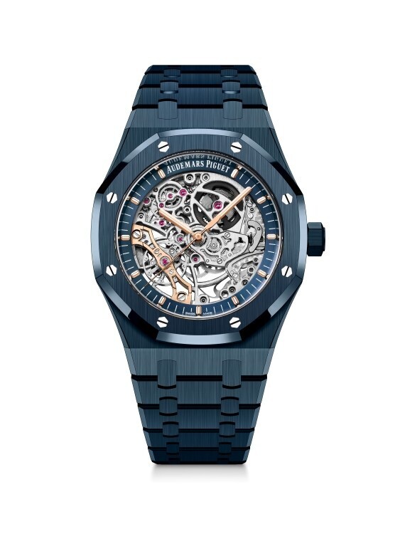オーデマ ピゲから深いブルーのセラミックが彩る「ロイヤル オーク」が登場
