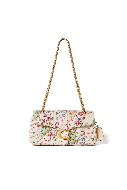 コーチが伊勢丹新宿店 ザ・ステージでポップアップを開催。アイコンバッグ「Tabby」からインスパイア