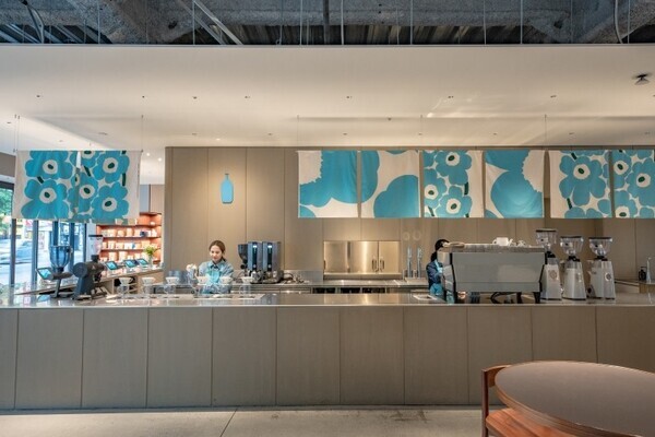 ブルーボトルコーヒーとマリメッコがコラボ! ウニッコ柄のコーヒーアイテムが限定で登場