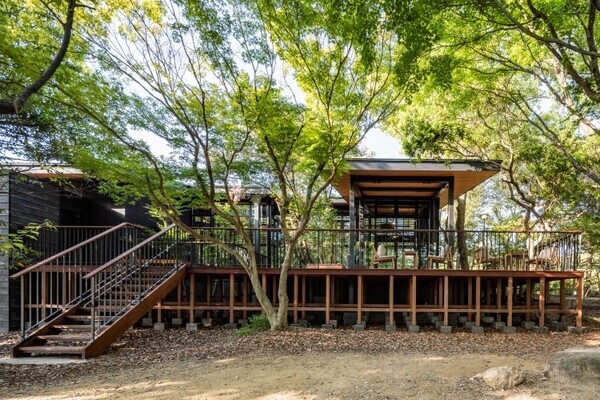 リゾート感あるスターバックスをセレクト! 都会の喧騒を離れ、ちょっと贅沢な時間を楽しめる9店舗