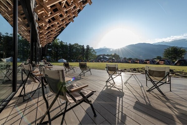 リゾート感あるスターバックスをセレクト! 都会の喧騒を離れ、ちょっと贅沢な時間を楽しめる9店舗