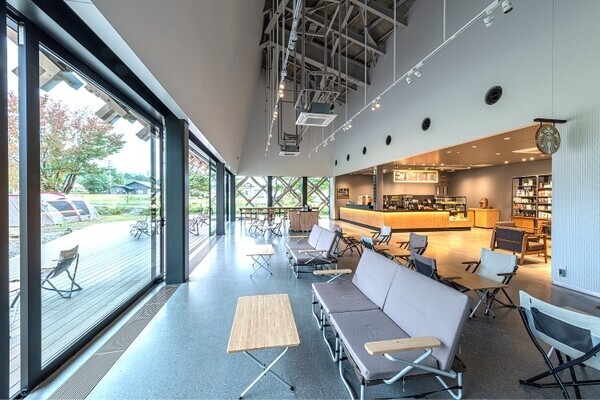 リゾート感あるスターバックスをセレクト! 都会の喧騒を離れ、ちょっと贅沢な時間を楽しめる9店舗